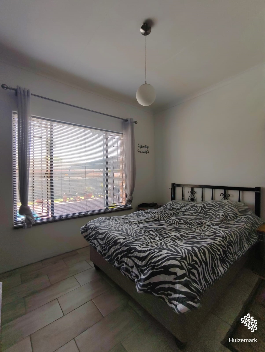 4 Bedroom Property for Sale in Roodia Free State